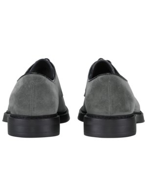 Derby-Schuhe aus Veloursleder mit Profilsohle