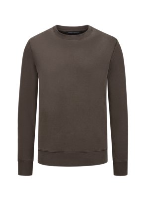 Sweatshirt-aus-Garment-Dyed-Baumwolle