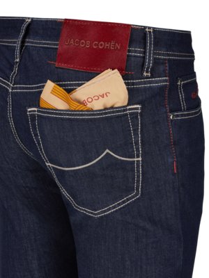 Leichte Raw-Jeans Bard mit Kontrast-Nähten