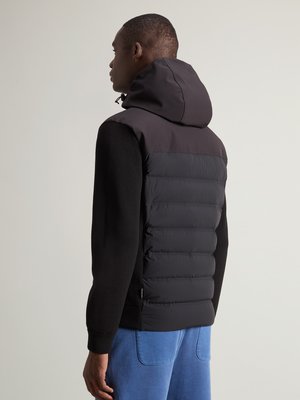 Steppjacke mit Daunenfüllung und Strick-Einsätzen